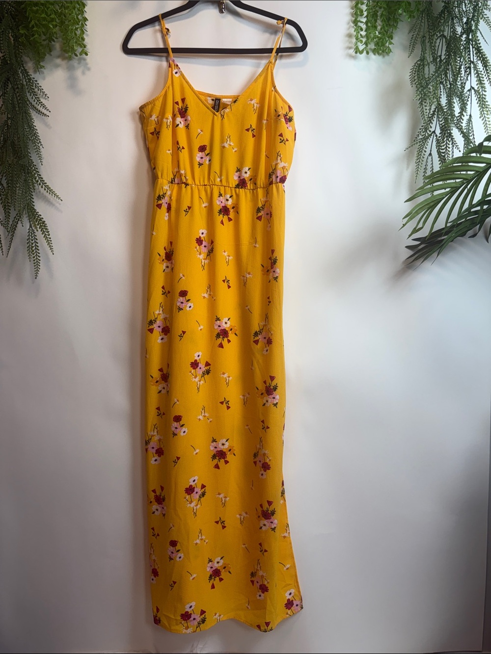 Divided Yellow Floral Spaghetti-Strap Maxi Dress